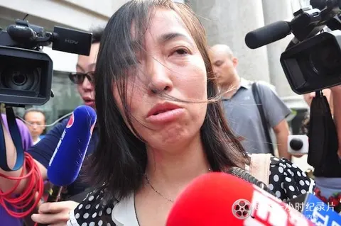 再说唐慧封面